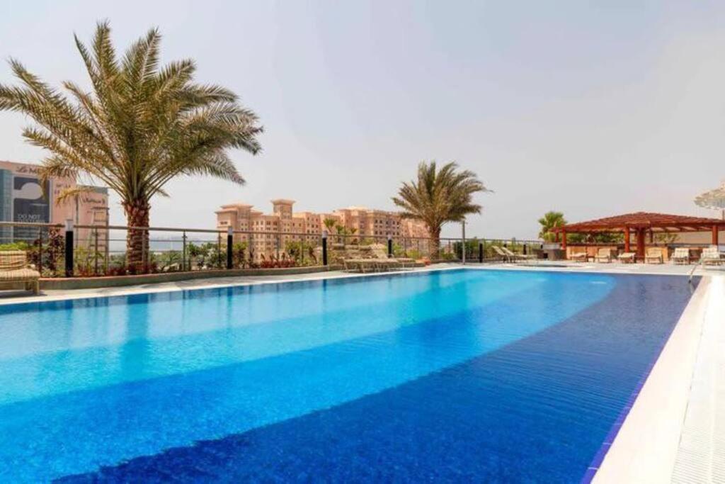 1 Bed Apartment With Sea View, Pool, Gym & Free Parking In Dubai Marina Ngoại thất bức ảnh
