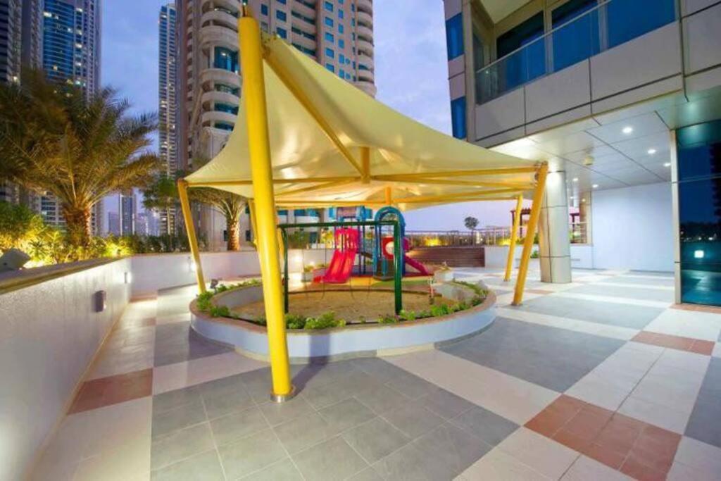 1 Bed Apartment With Sea View, Pool, Gym & Free Parking In Dubai Marina Ngoại thất bức ảnh